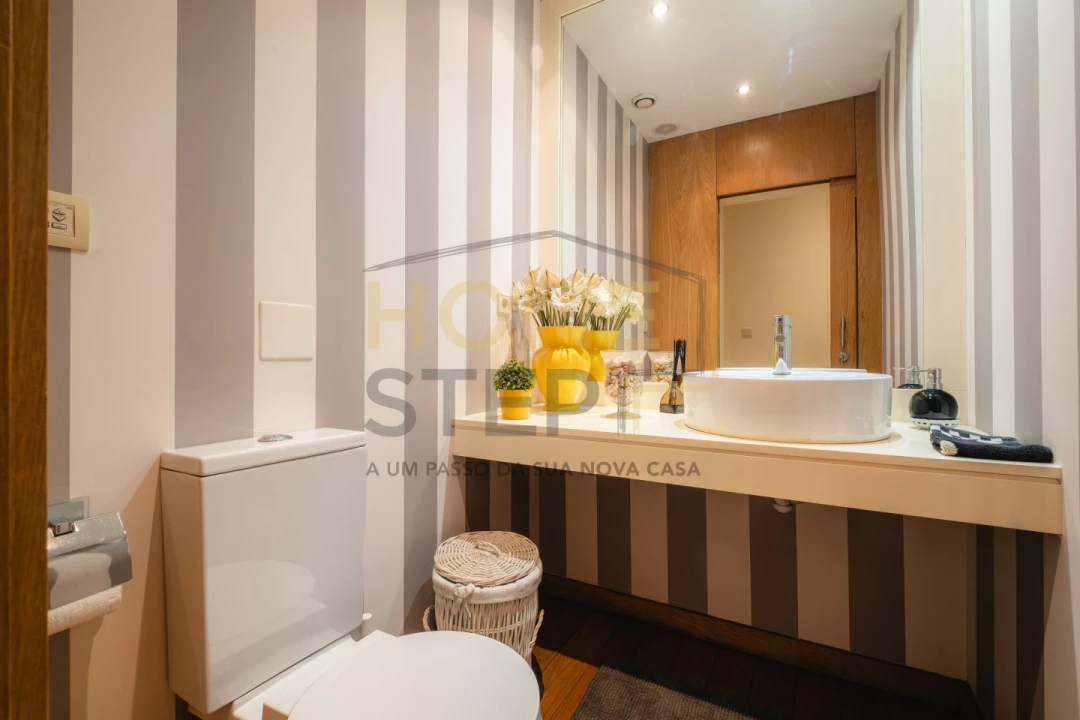 Apartamento T5 para Venda em Canidelo Foto 28