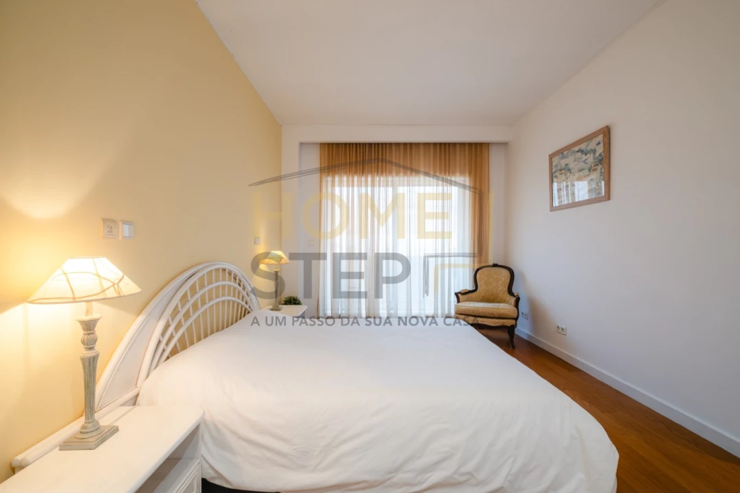 Apartamento T5 para Venda em Canidelo Foto 32