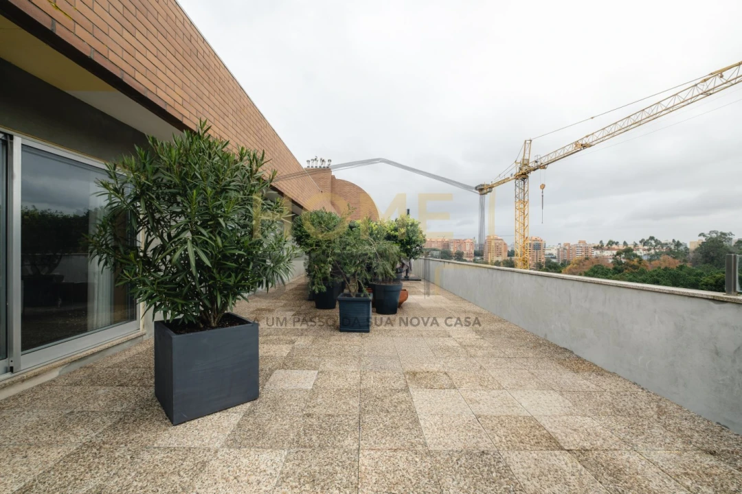 Apartamento T5 para Venda em Canidelo Foto 60