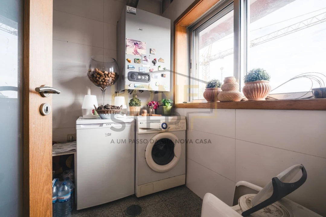 Apartamento T5 para Venda em Canidelo Foto 63