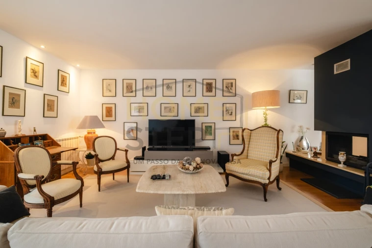 Apartamento T5 para Venda em Canidelo Foto 3