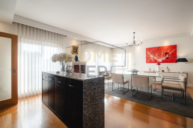 Apartamento T5 para Venda em Canidelo Foto 17