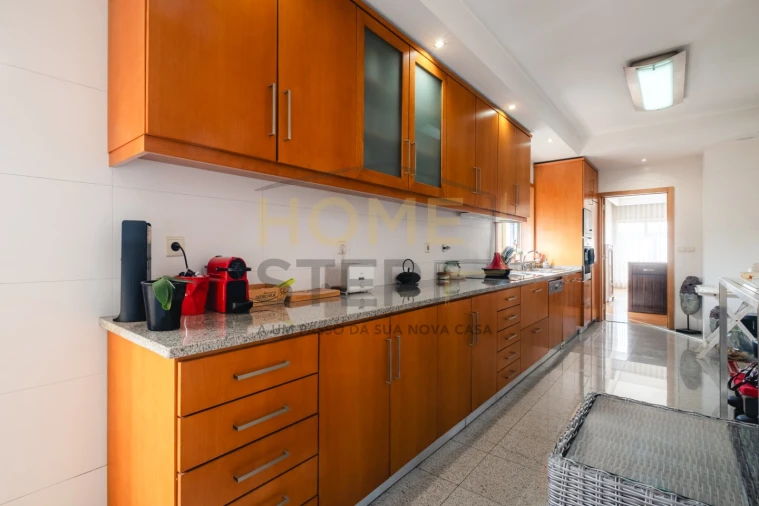 Apartamento T5 para Venda em Canidelo Foto 22