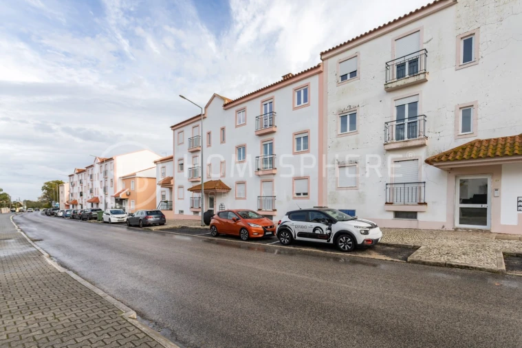 Apartamento T3 para Arrendamento em Azeitão (São Lourenço e São Simão) Foto 32