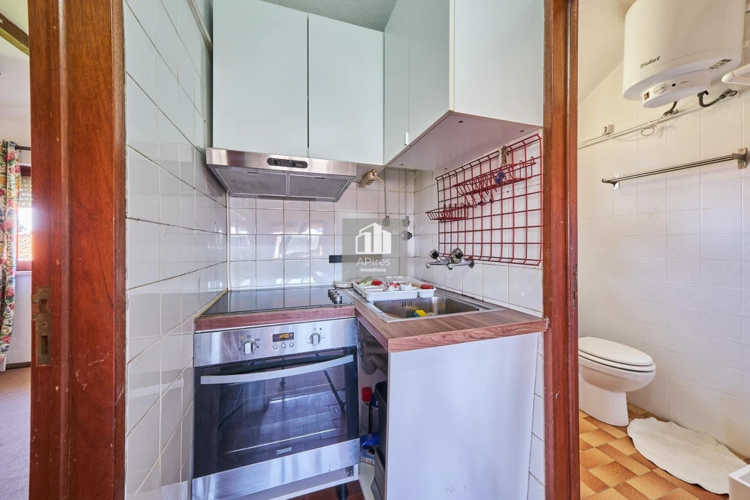 Moradia T5 para Venda em Costa da Caparica Foto 40