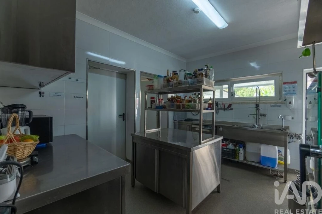 Moradia T15 para Venda em União das Freguesias de Setúbal Foto 12