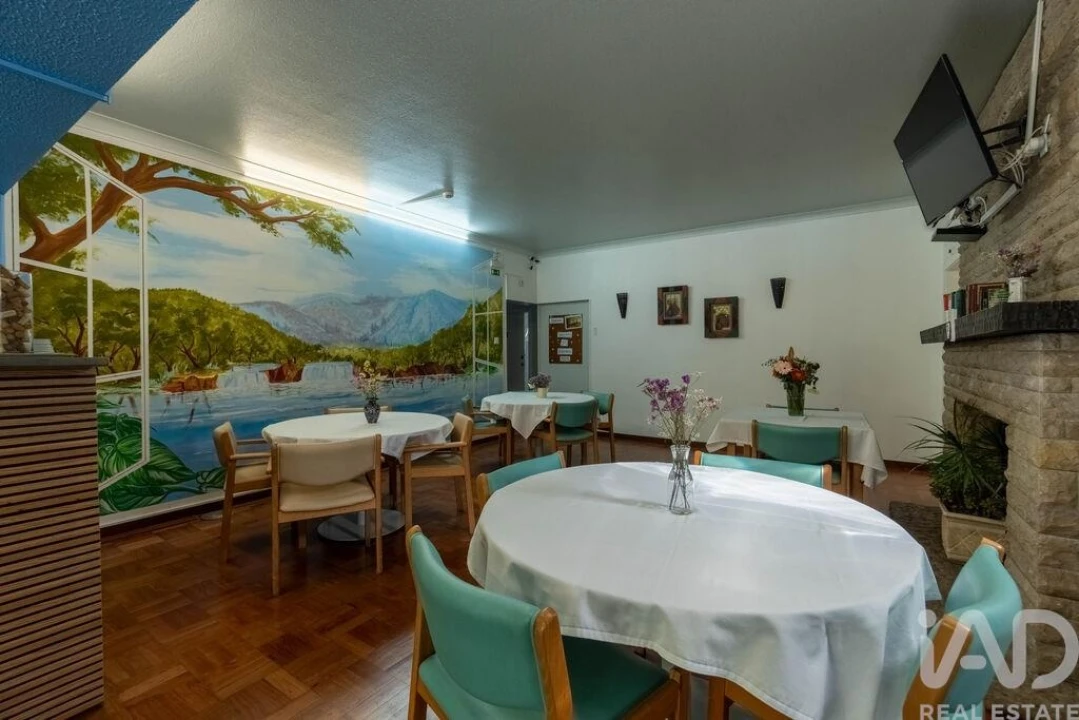 Moradia T15 para Venda em União das Freguesias de Setúbal Foto 32