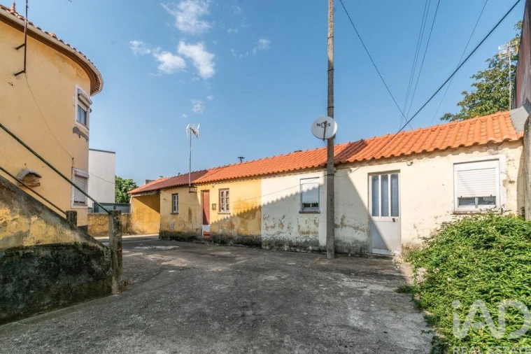 Prédio para Venda em Monte Real e Carvide Foto 6