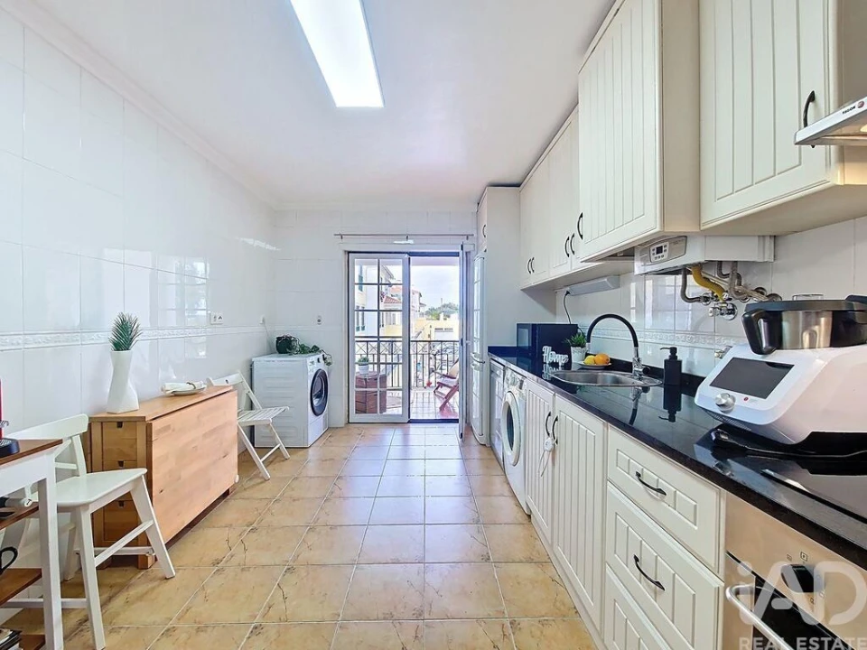 Apartamento T2 para Venda em Venda do Pinheiro e Santo Estêvão das Galés Foto 14