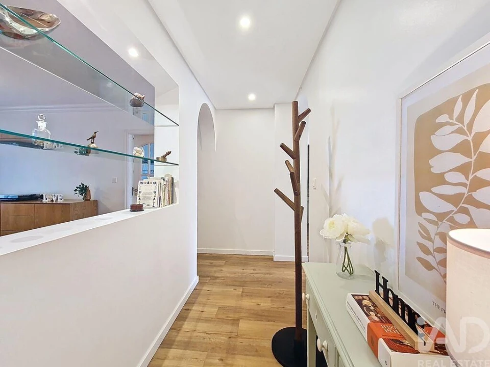 Apartamento T2 para Venda em Venda do Pinheiro e Santo Estêvão das Galés Foto 3