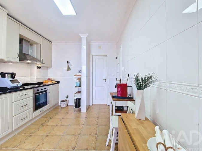 Apartamento T2 para Venda em Venda do Pinheiro e Santo Estêvão das Galés Foto 17