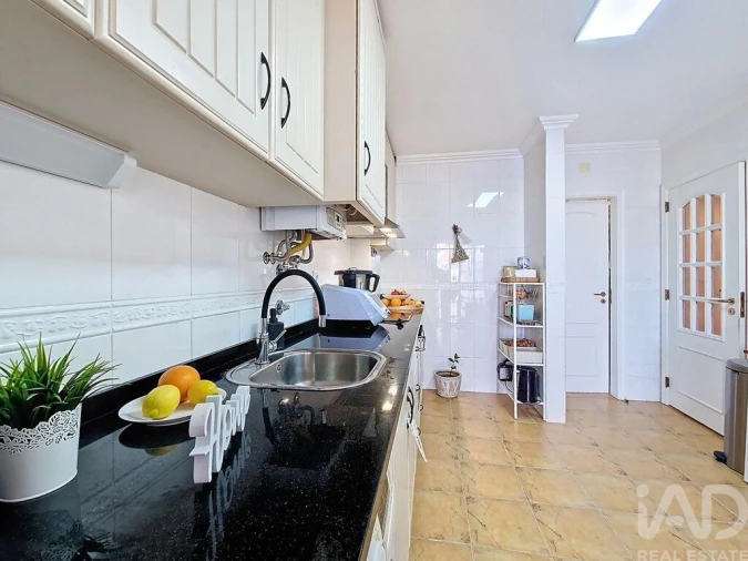 Apartamento T2 para Venda em Venda do Pinheiro e Santo Estêvão das Galés Foto 15