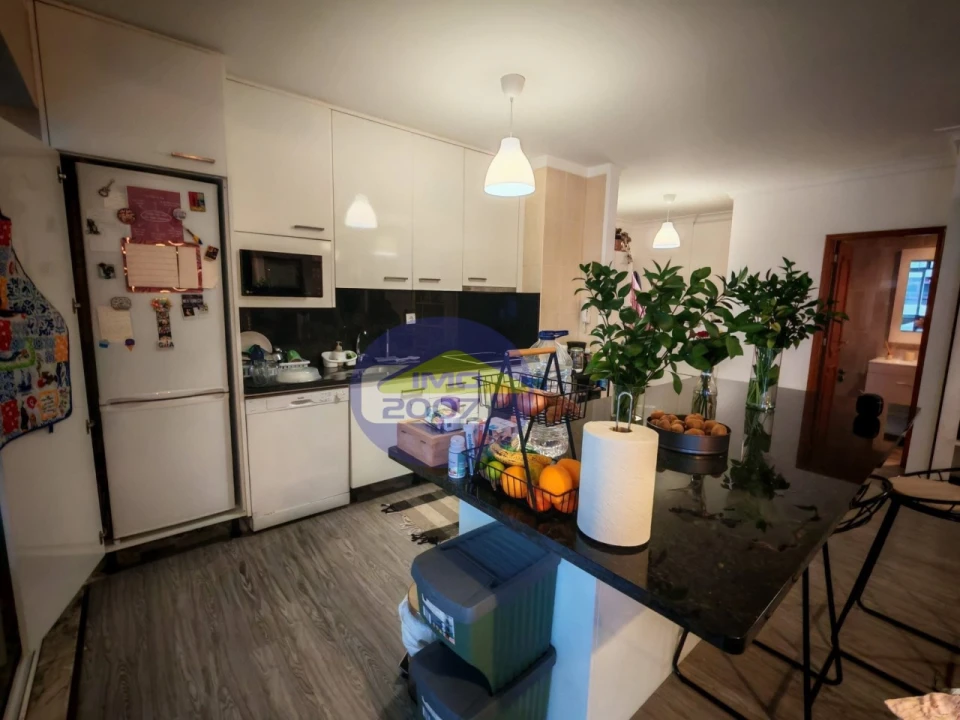 Apartamento T2 para Venda em Mafamude e Vilar do Paraíso Foto 4