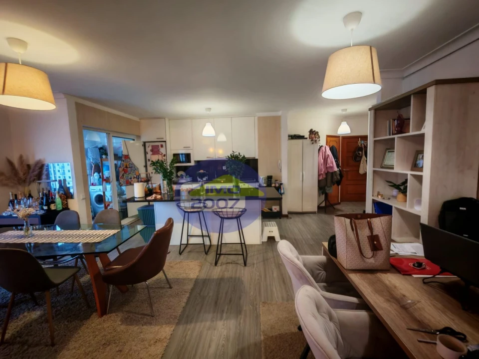 Apartamento T2 para Venda em Mafamude e Vilar do Paraíso Foto 10