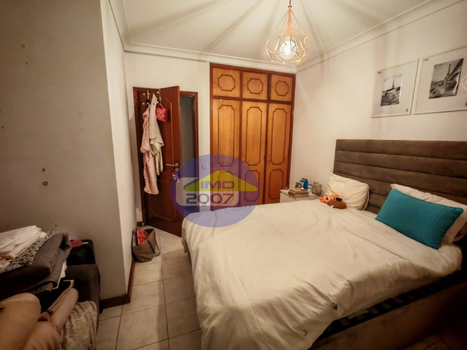 Apartamento T2 para Venda em Mafamude e Vilar do Paraíso Foto 17