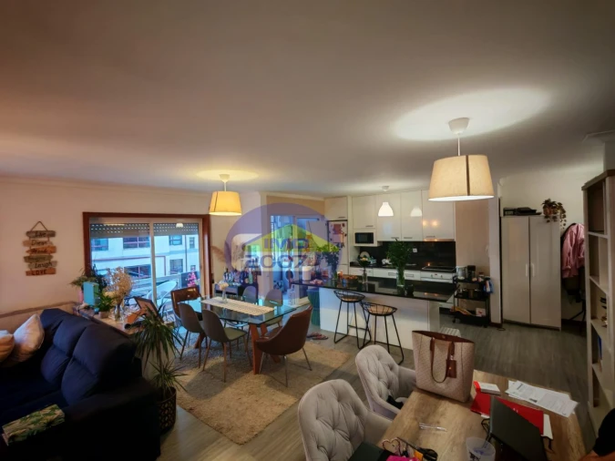 Apartamento T2 para Venda em Mafamude e Vilar do Paraíso