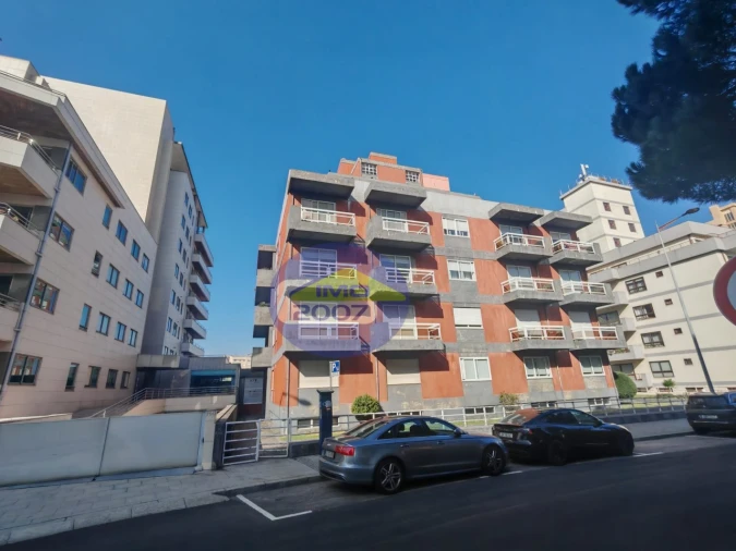 Apartamento T2 para Venda em Mafamude e Vilar do Paraíso Foto 27