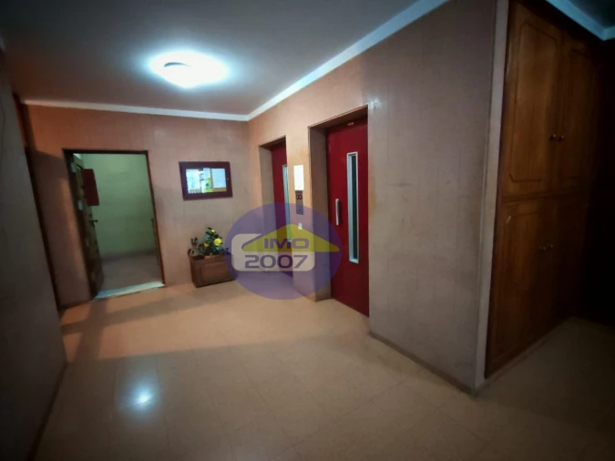 Apartamento T2 para Venda em Mafamude e Vilar do Paraíso Foto 31