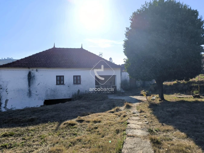 Moradia T2 para Venda em Romarigães Foto 3