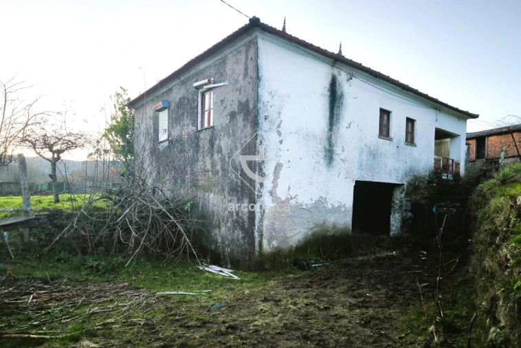 Moradia T2 para Venda em Romarigães Foto 4