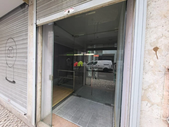 Loja para Arrendamento em Barreiro e Lavradio Foto 3