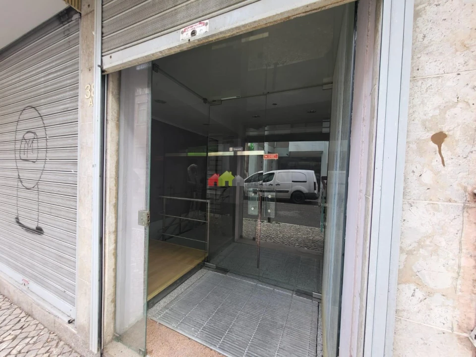 Loja para Arrendamento em Barreiro e Lavradio Foto 3