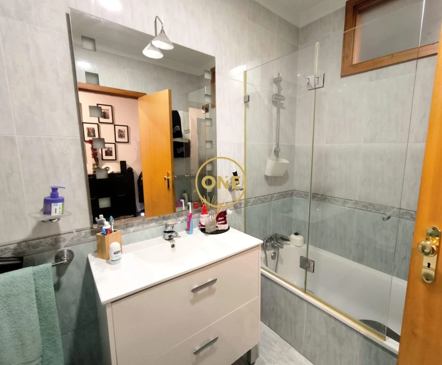 Apartamento T2 para Venda em Nogueira e Silva Escura Foto 18