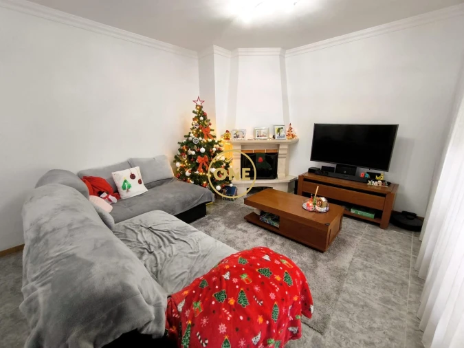 Apartamento T2 para Venda em Nogueira e Silva Escura Foto 10