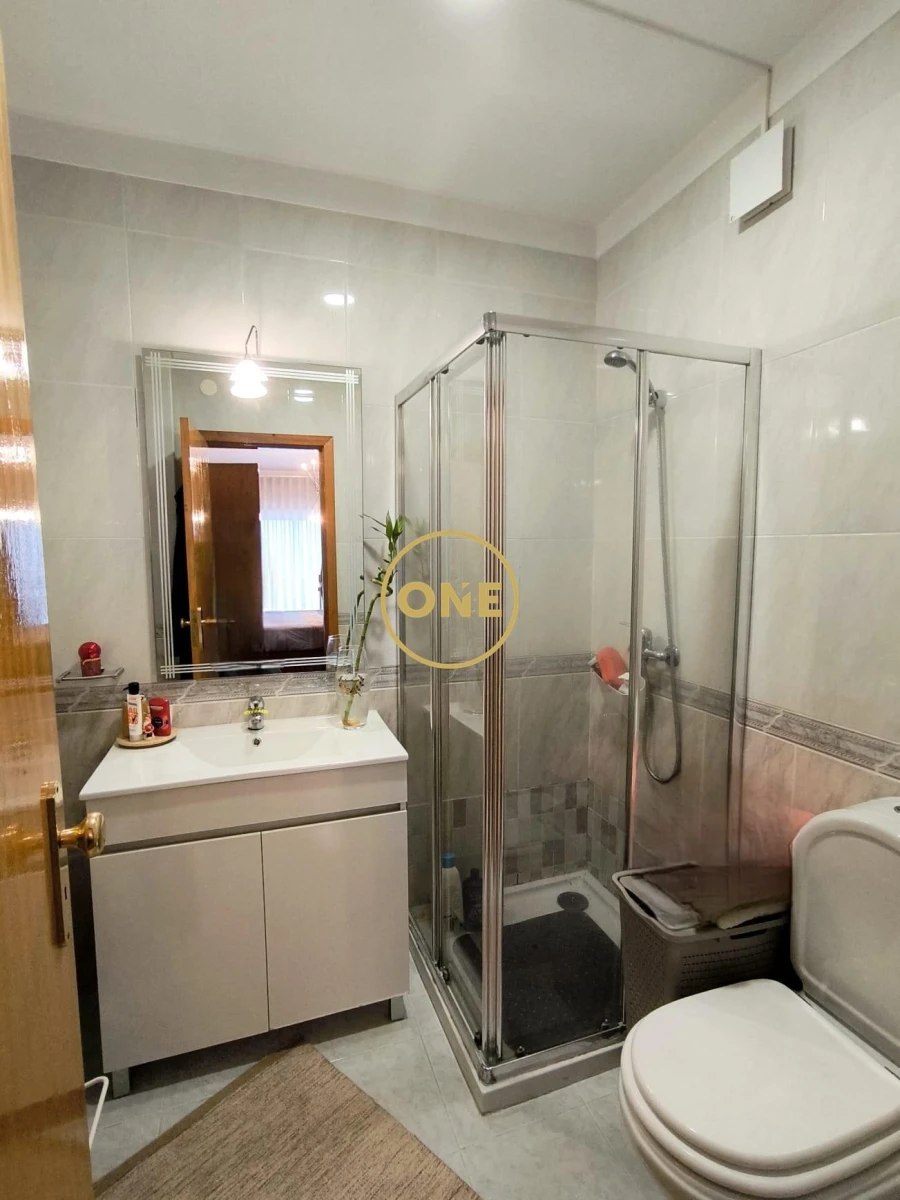 Apartamento T2 para Venda em Nogueira e Silva Escura Foto 25