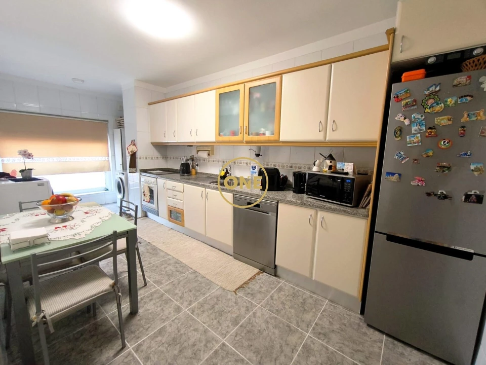 Apartamento T2 para Venda em Nogueira e Silva Escura Foto 12