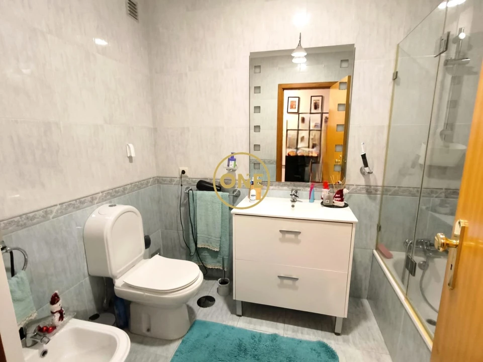 Apartamento T2 para Venda em Nogueira e Silva Escura Foto 17