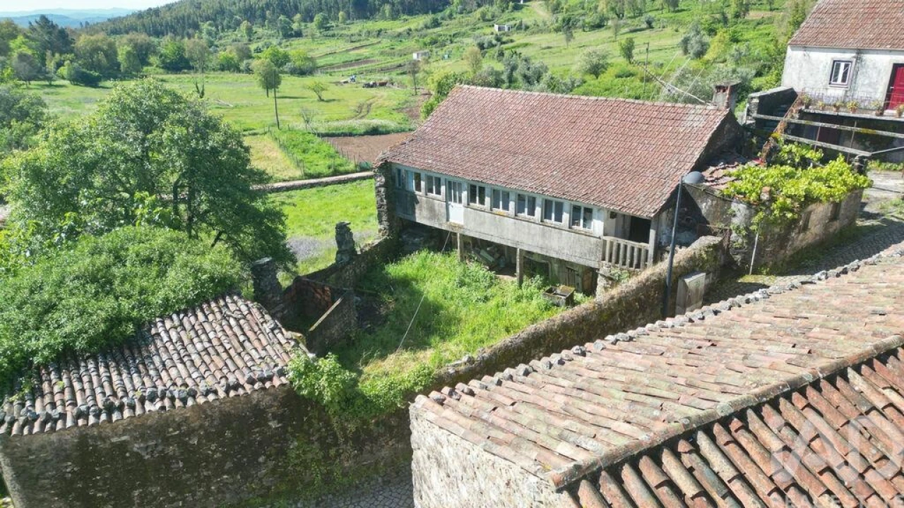 Moradia T2 para Venda em Cumeeira Foto 3