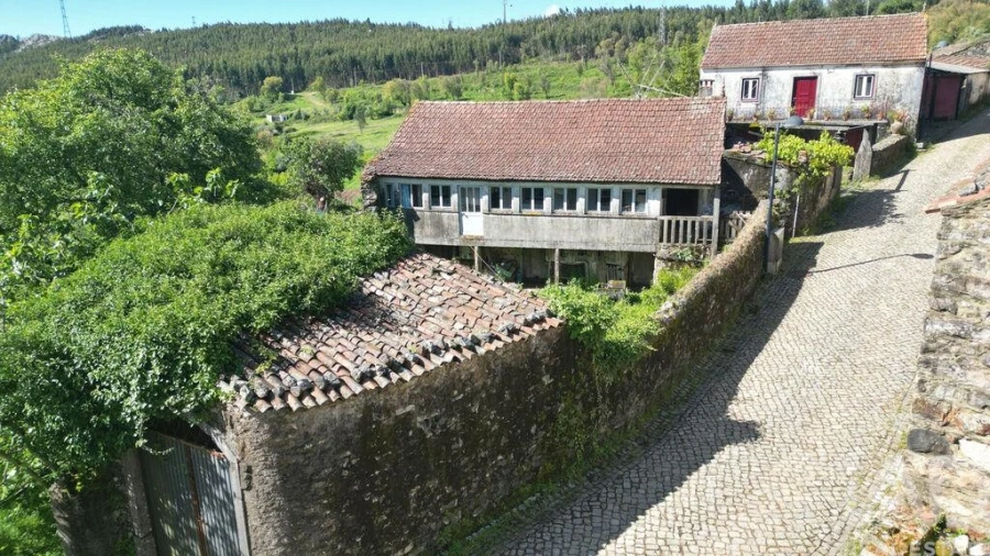 Moradia T2 para Venda em Cumeeira