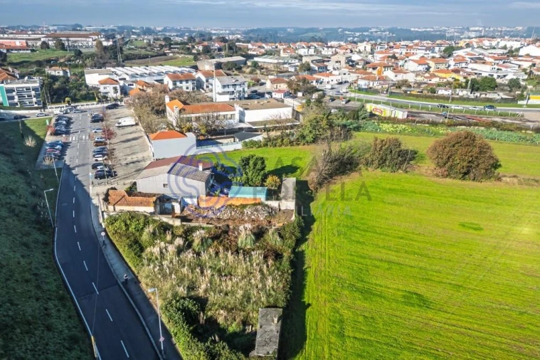 Moradia T4 para Venda em Custóias, Leça do Balio e Guifões Foto 4