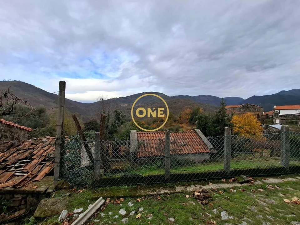 Terreno para Venda em Cabreiro Foto 11