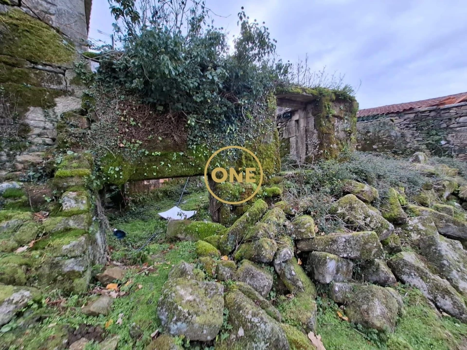 Terreno para Venda em Cabreiro Foto 12