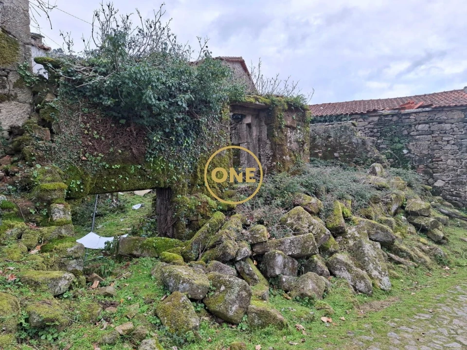 Terreno para Venda em Cabreiro Foto 10