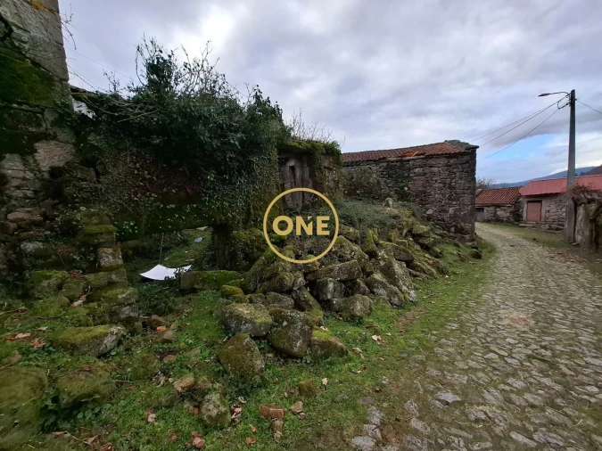 Terreno para Venda em Cabreiro Foto 13