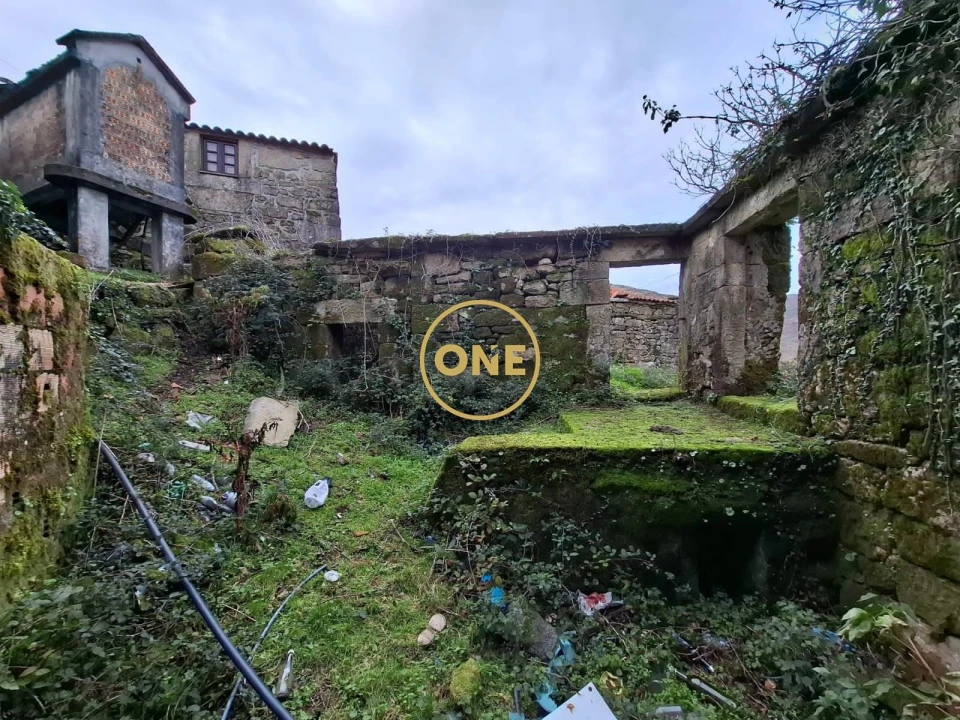 Terreno para Venda em Cabreiro Foto 7