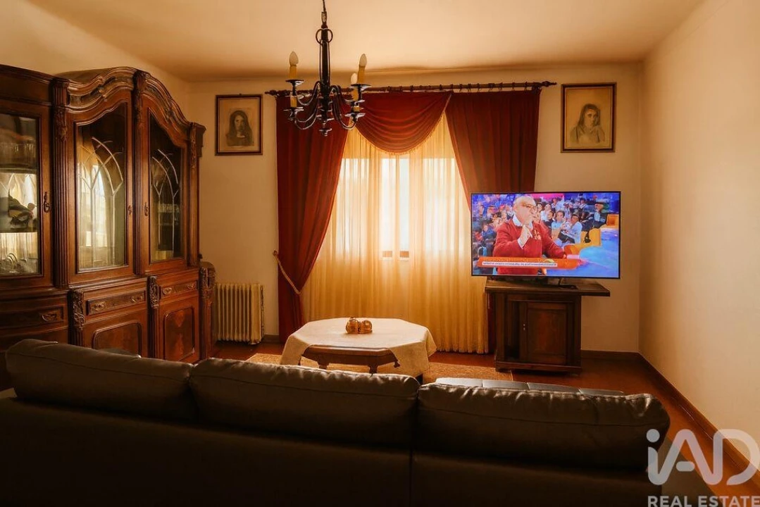 Moradia T4 para Venda em Ericeira Foto 11