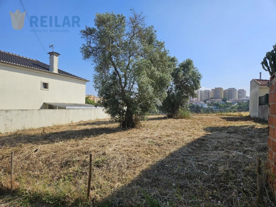 Terreno para Venda em Póvoa de Santa Iria e Forte da Casa Foto 3