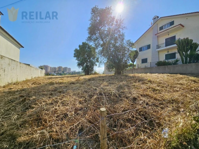 Terreno para Venda em Póvoa de Santa Iria e Forte da Casa
