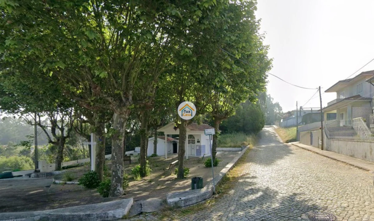 Terreno para Venda em Argoncilhe Foto 9