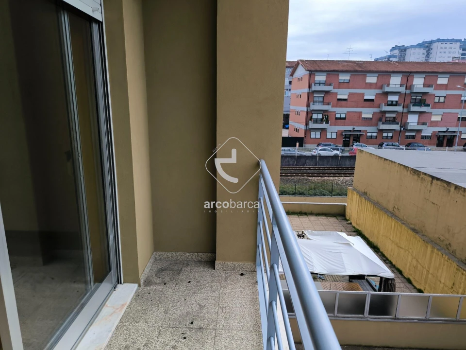 Apartamento T1 para Arrendamento em Ermesinde Foto 6