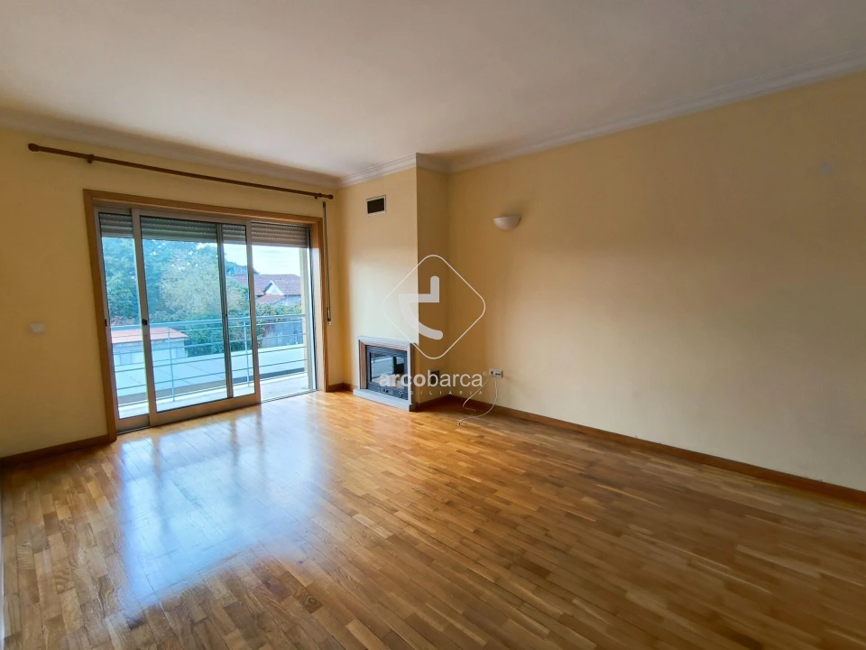 Apartamento T1 para Arrendamento em Ermesinde Foto 2