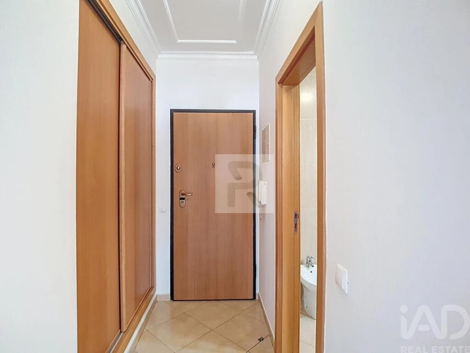 Apartamento T1 para Venda em Portimão Foto 3