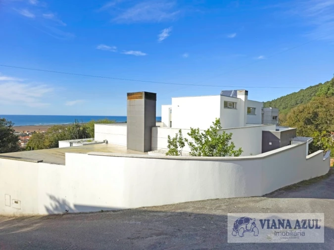 Moradia T5 para Venda em Areosa Foto 6