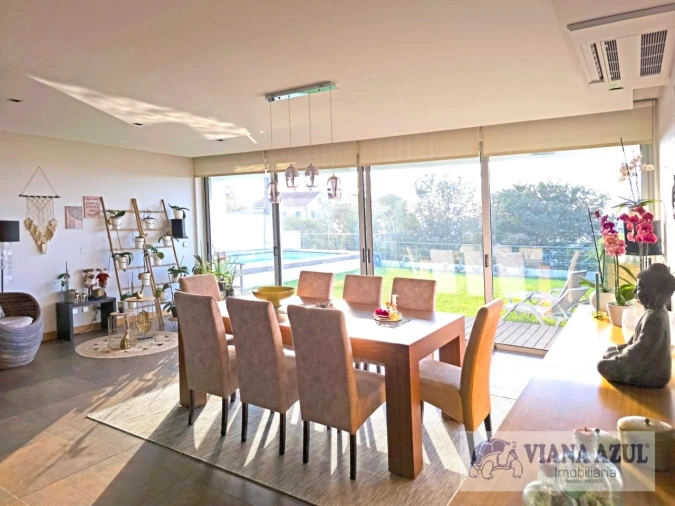 Moradia T5 para Venda em Areosa Foto 10