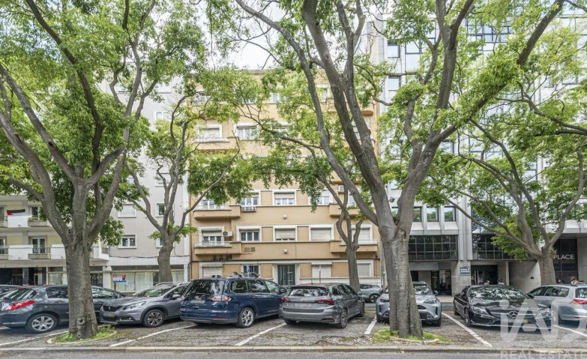 Apartamento T3 para Venda em Avenidas Novas Foto 31