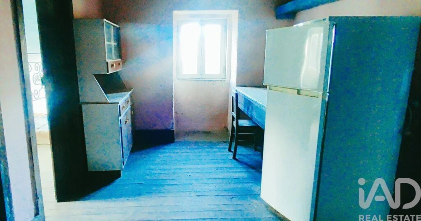 Moradia T3 para Venda em Covas Foto 8